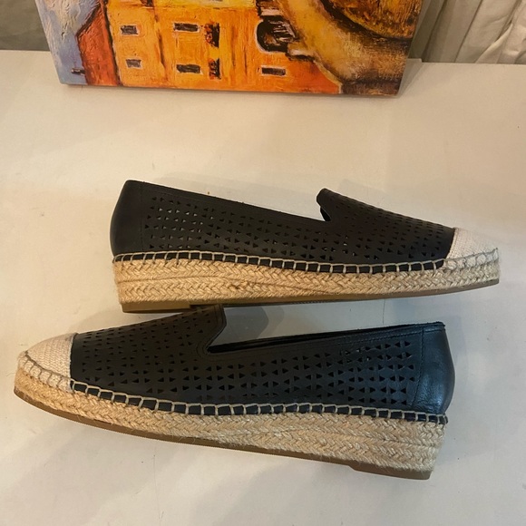 Bella Vita black leather 1” wedge flats size 9WW NIB - Picture 5 of 8